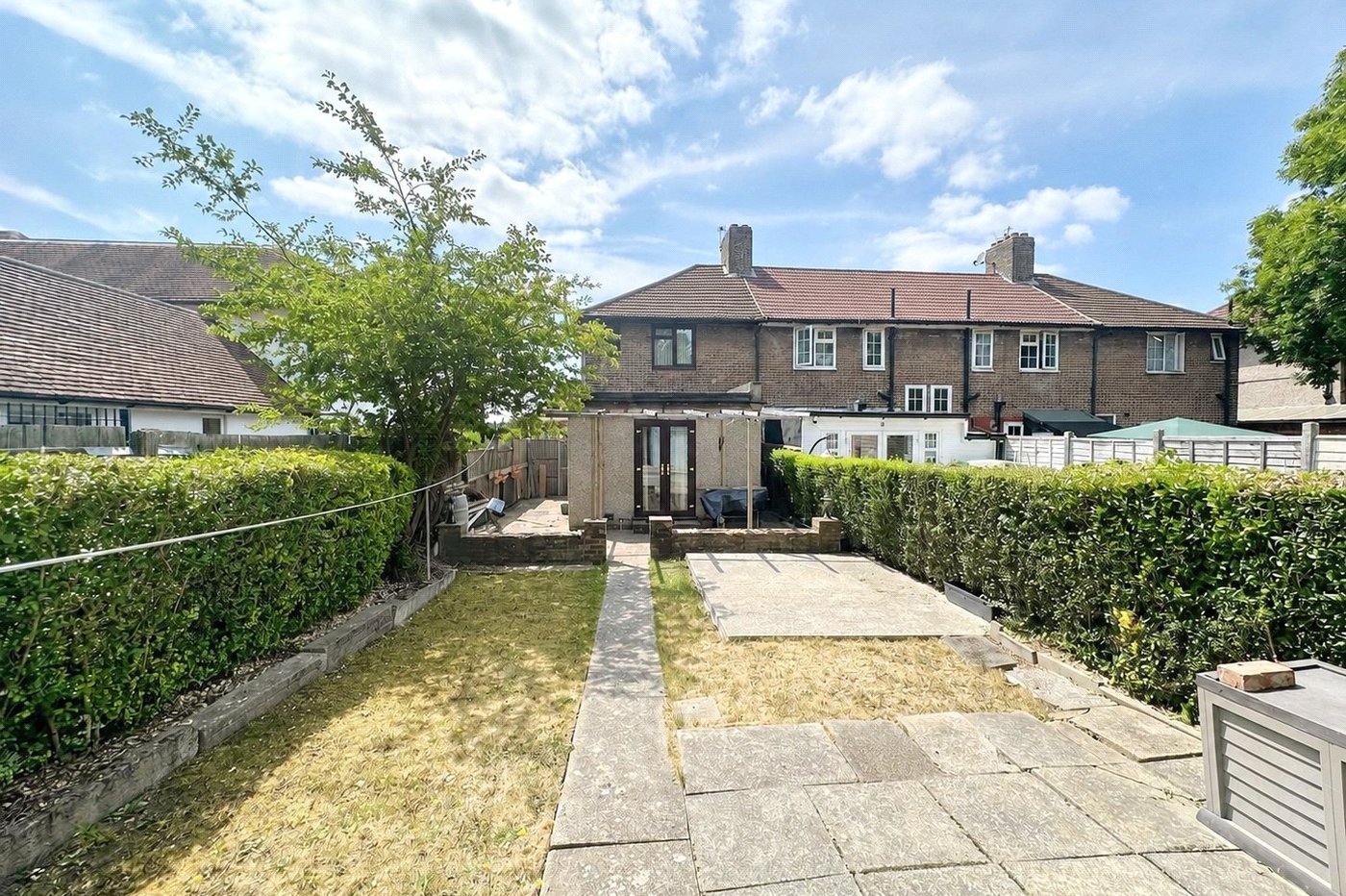 2 bedroom house for sale in Bromley | Robinson Jackson