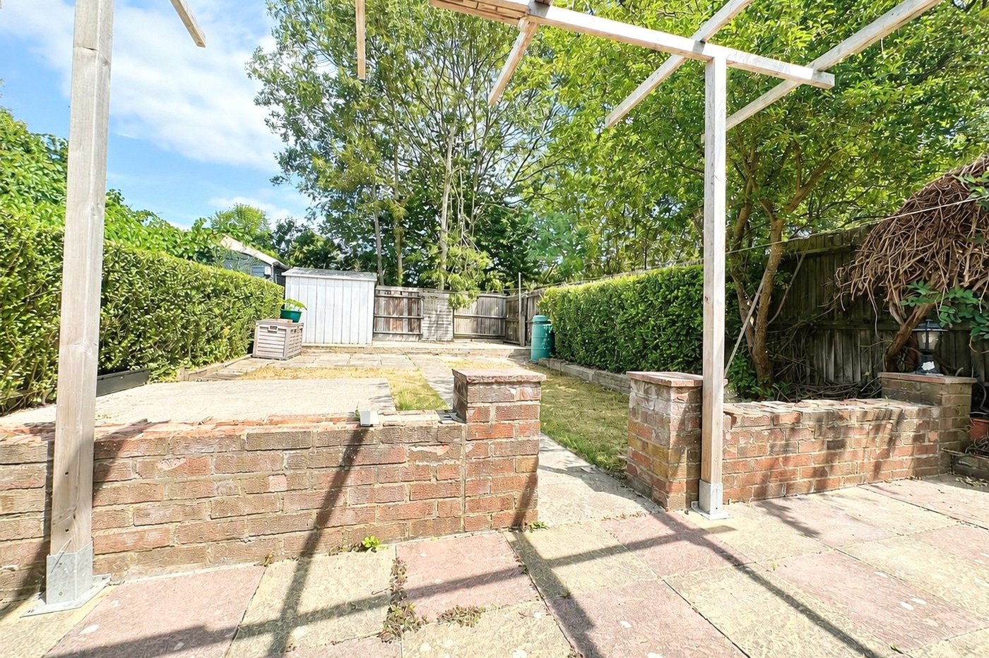 2 bedroom house for sale in Bromley | Robinson Jackson