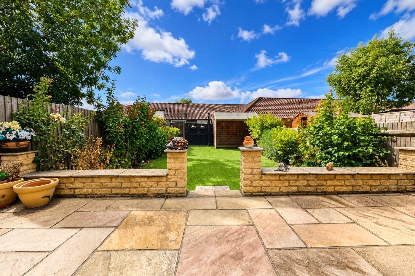 2 bedroom house for sale in Bromley | Robinson Jackson