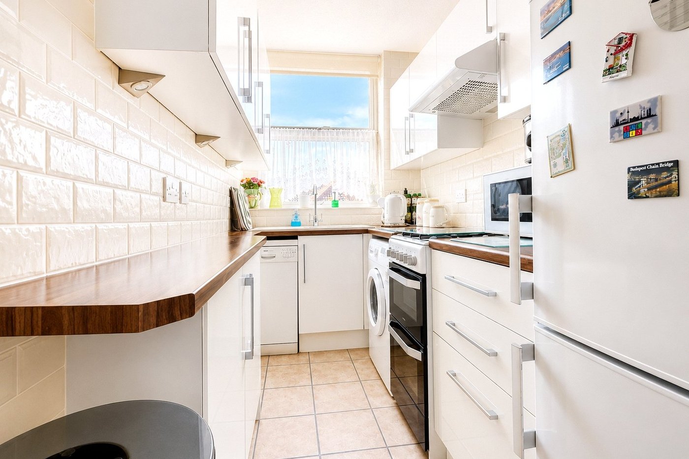 2 bedroom house for sale in Bromley | Robinson Jackson
