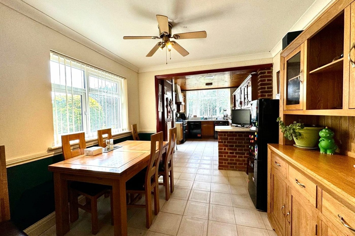 4 bedroom house for sale in South Welling | Robinson Jackson