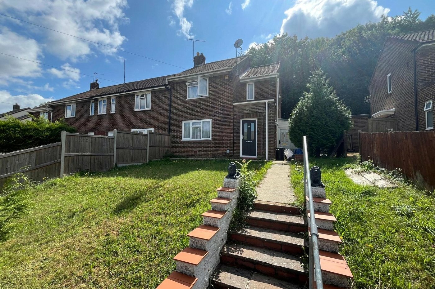 2 bedroom house for sale in Wayfield | Robinson Michael & Jackson