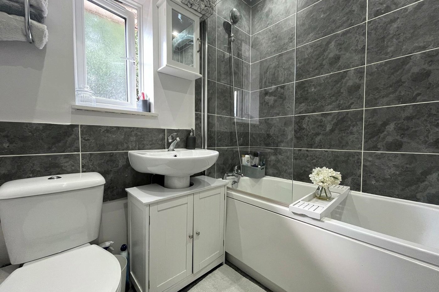 2 bedroom house for sale in Wayfield | Robinson Michael & Jackson