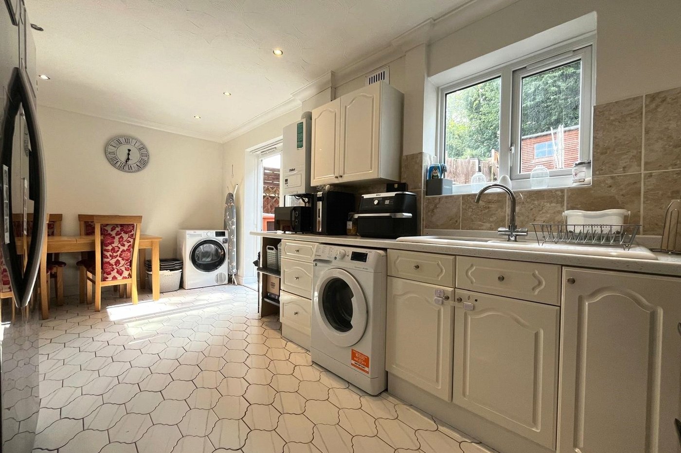 2 bedroom house for sale in Wayfield | Robinson Michael & Jackson