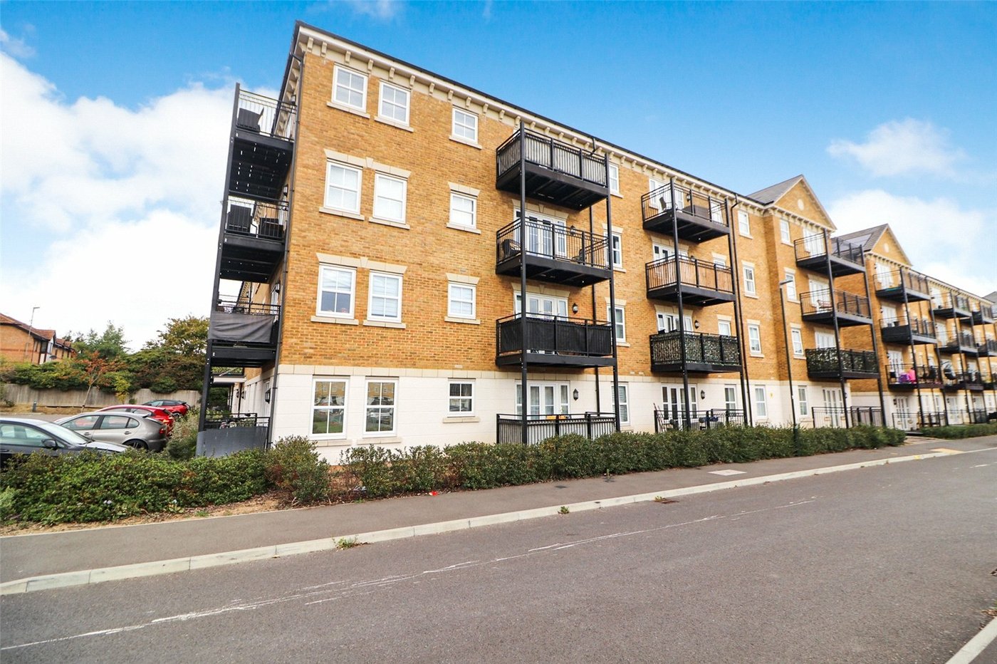 1 bedroom property for sale in 4 Sayers Way | Robinson Jackson