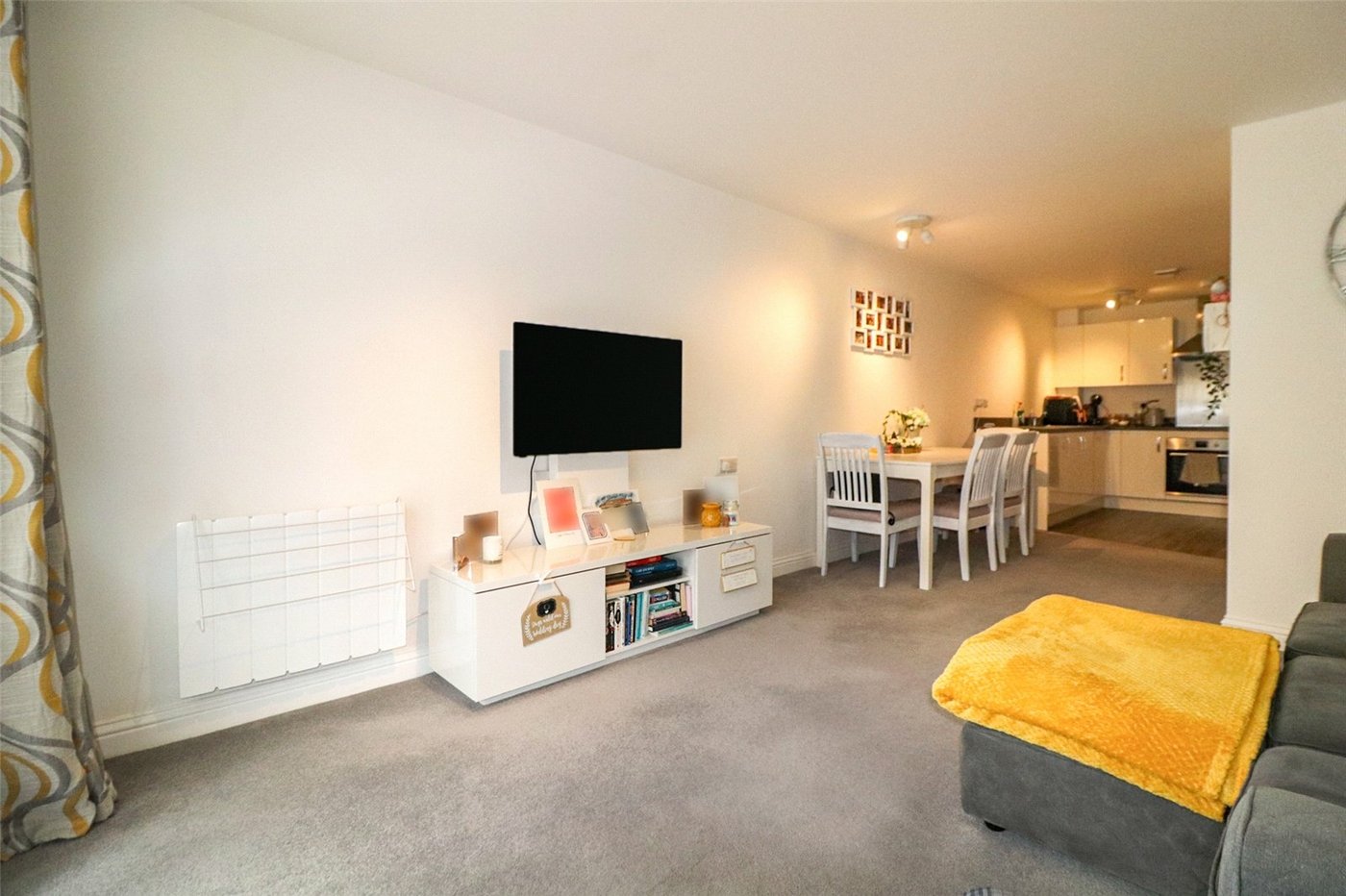 1 bedroom property for sale in 4 Sayers Way | Robinson Jackson