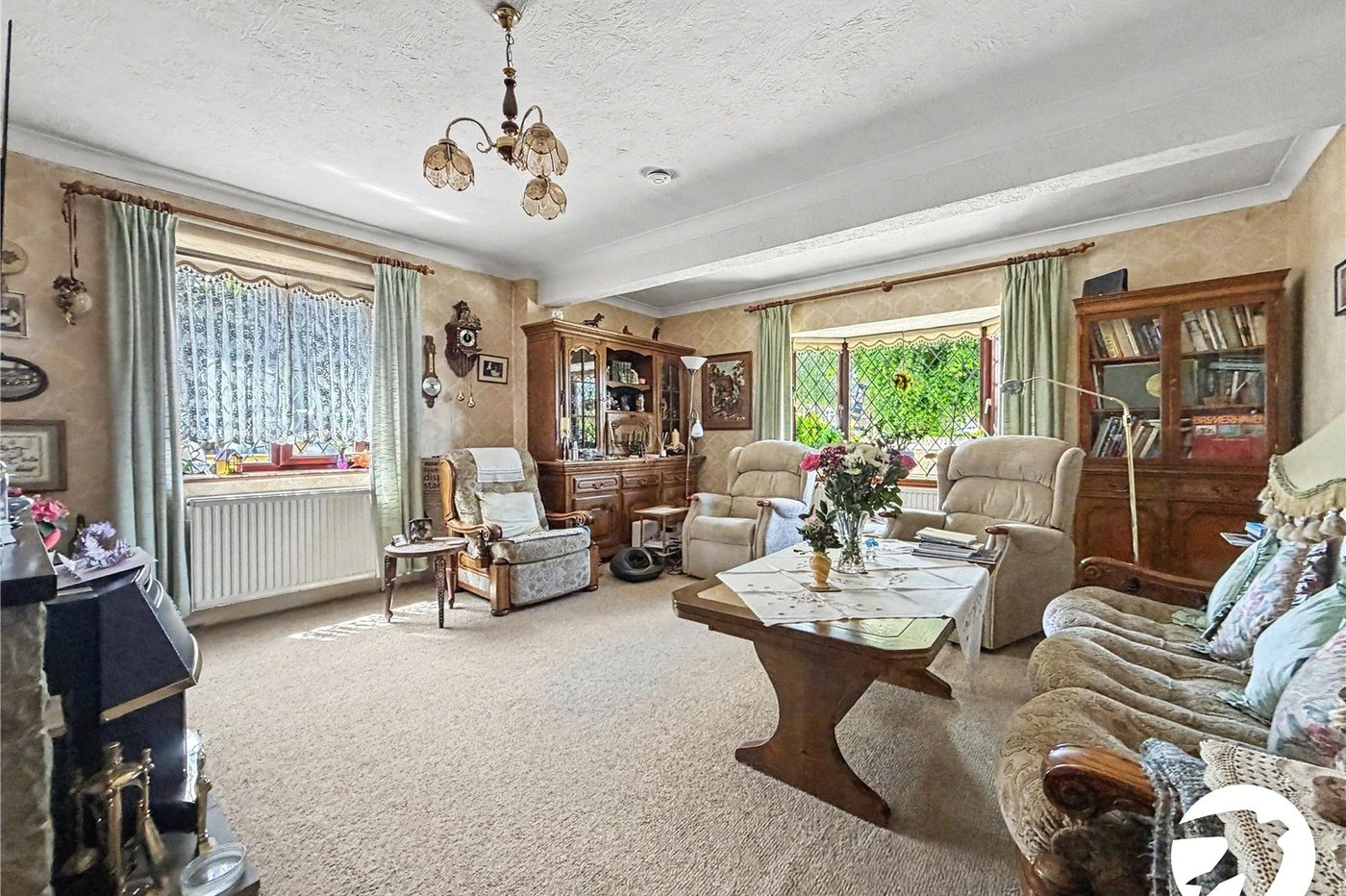 3 bedroom bungalow for sale in Rochester | Robinson Michael & Jackson
