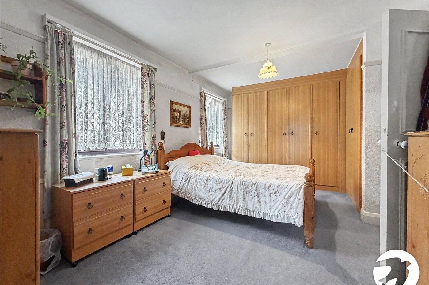 3 bedroom bungalow for sale in Rochester | Robinson Michael & Jackson