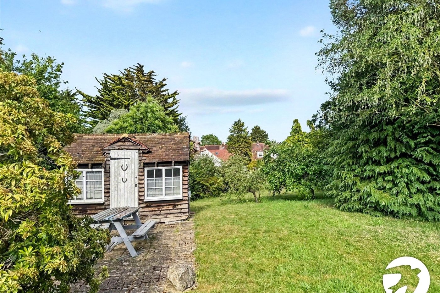 3 bedroom bungalow for sale in Rochester | Robinson Michael & Jackson