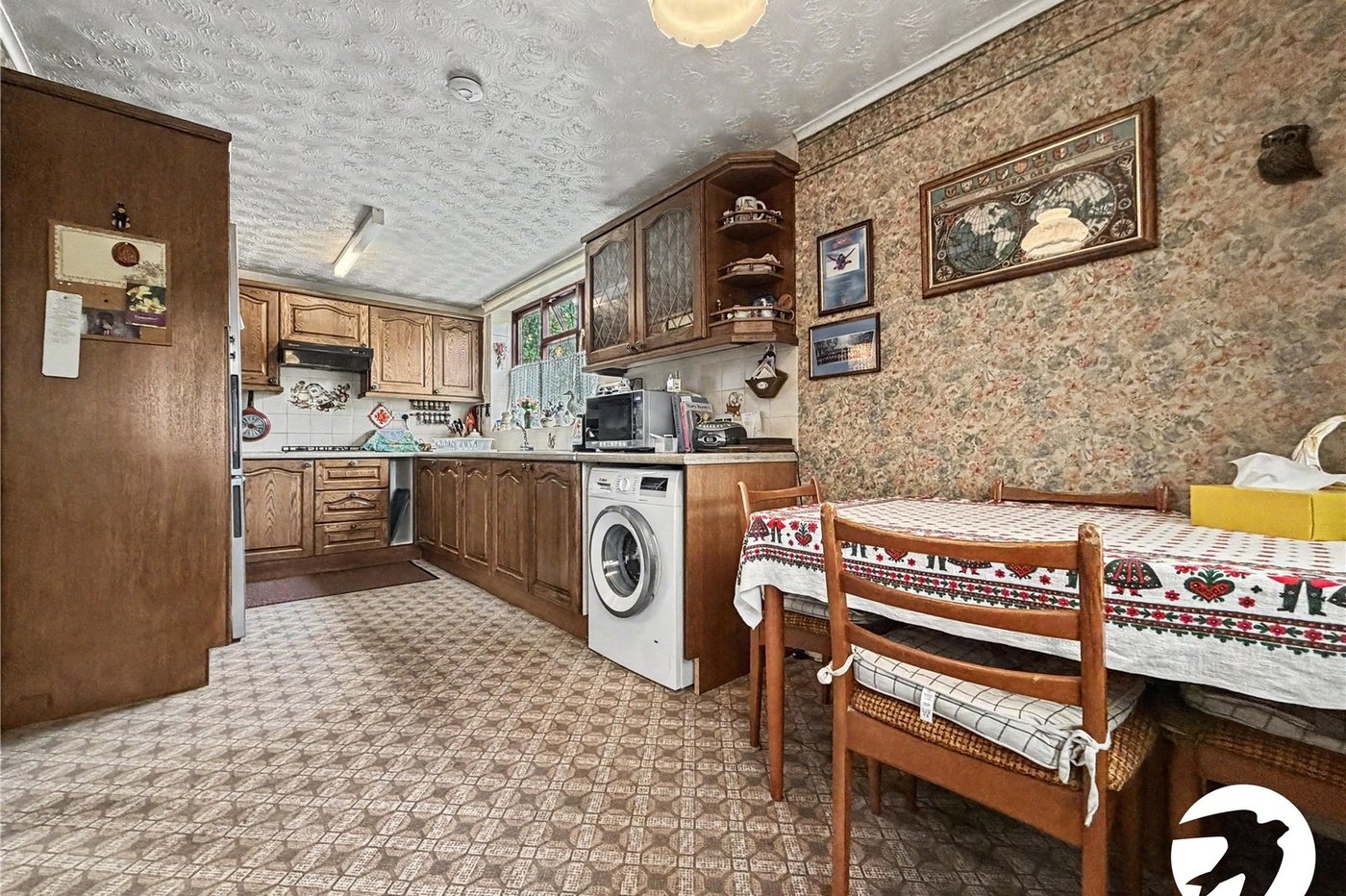 3 bedroom bungalow for sale in Rochester | Robinson Michael & Jackson