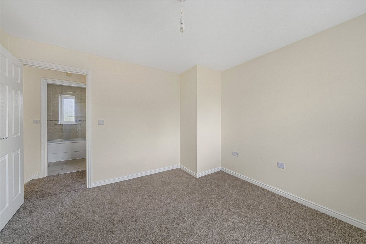 2 bedroom house for sale in Dartford | Robinson Jackson