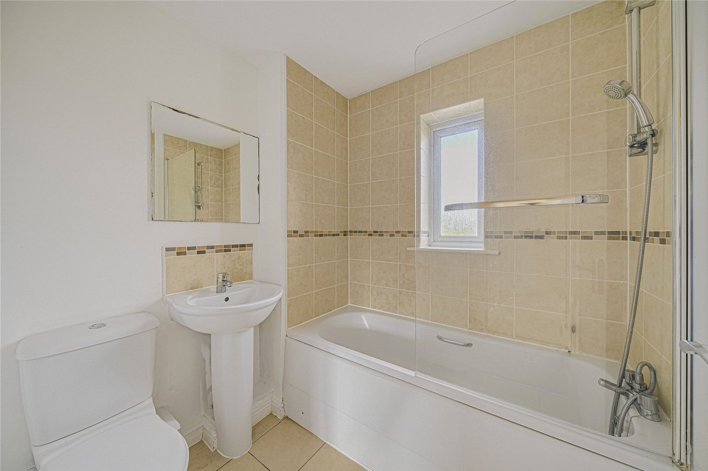 2 bedroom house for sale in Dartford | Robinson Jackson