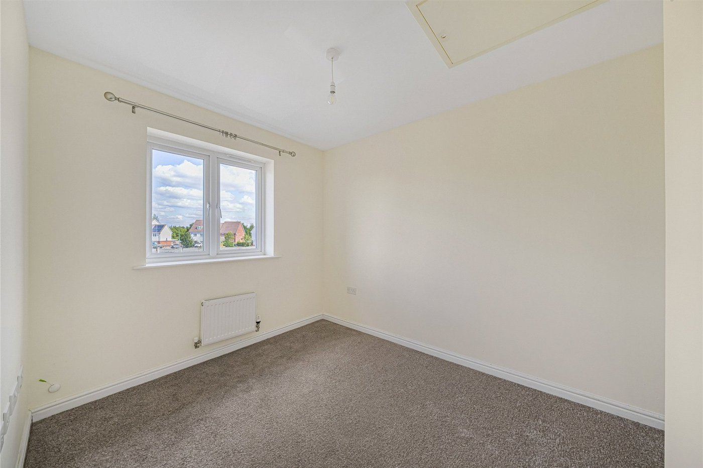 2 bedroom house for sale in Dartford | Robinson Jackson
