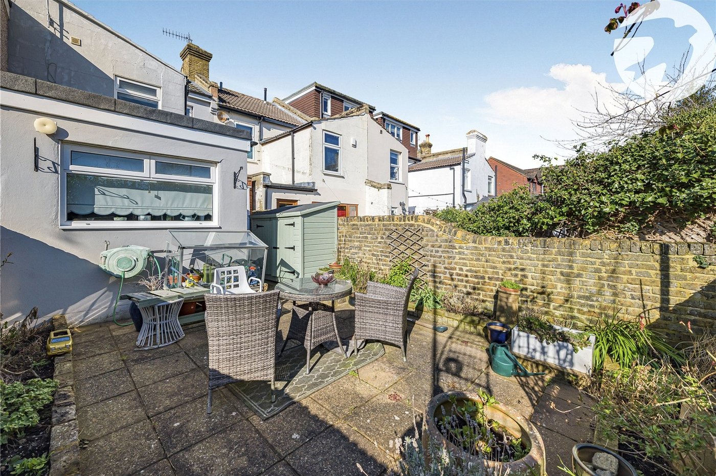 2 bedroom house for sale in Hextable | Robinson Jackson