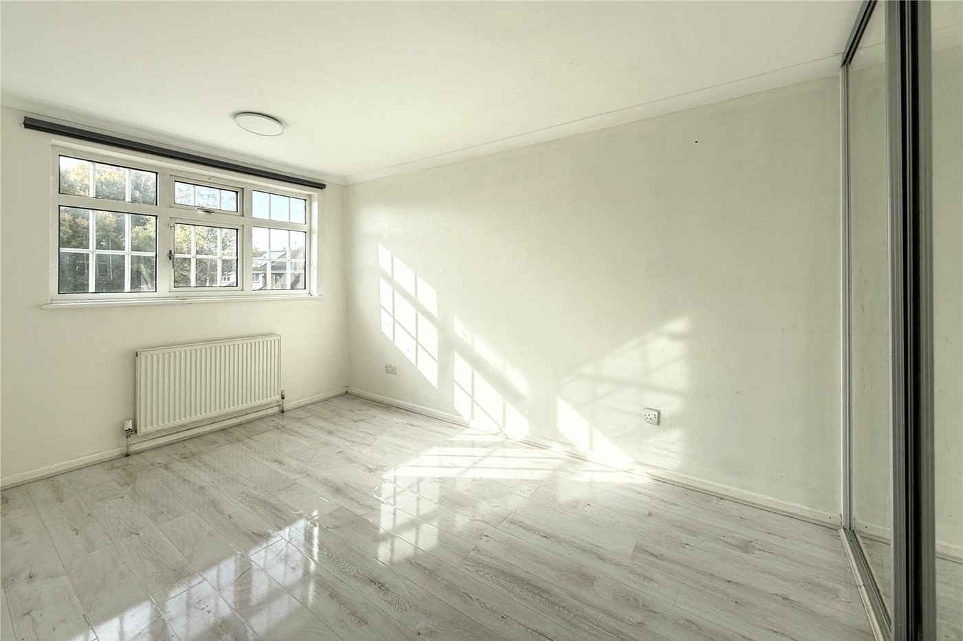 4 bedroom house for sale in Hextable | Robinson Jackson