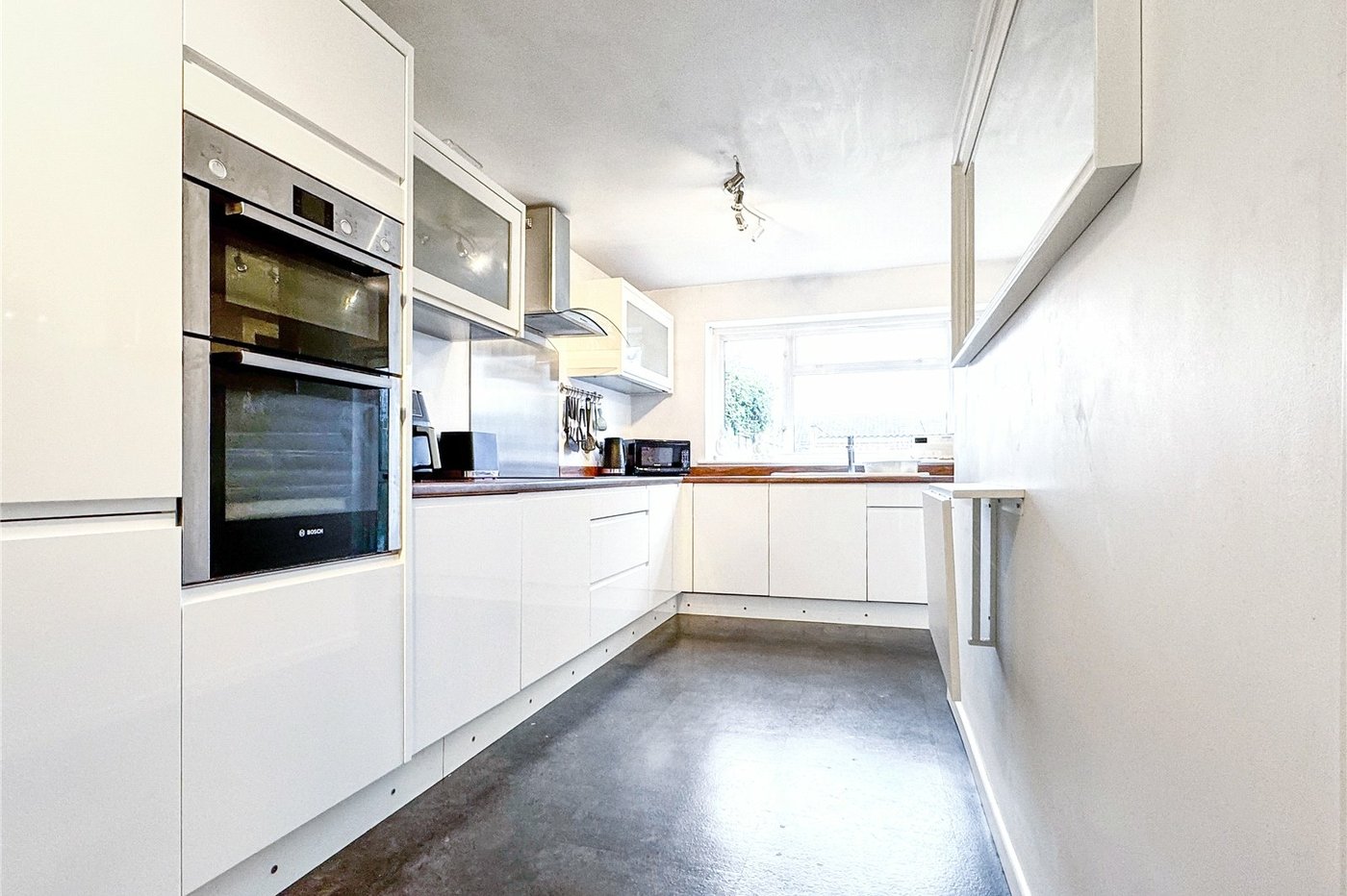 4 bedroom house for sale in Hextable | Robinson Jackson