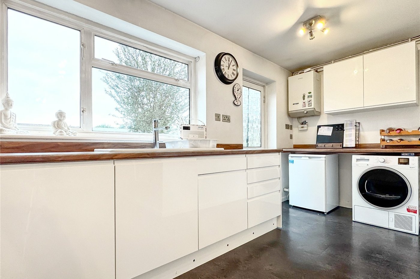 4 bedroom house for sale in Hextable | Robinson Jackson