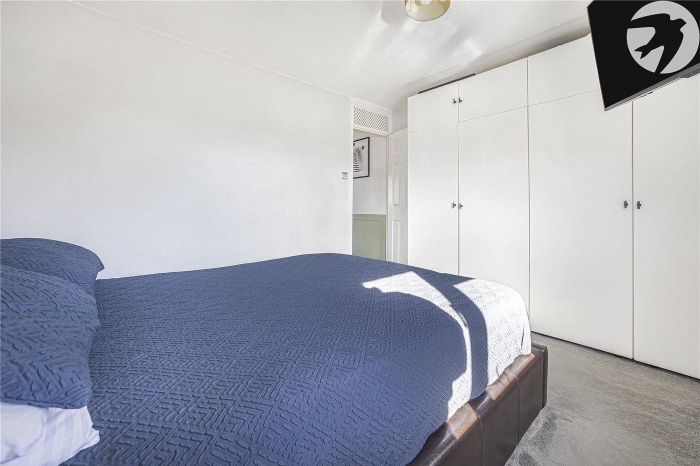 2 bedroom house for sale in Hextable | Robinson Jackson