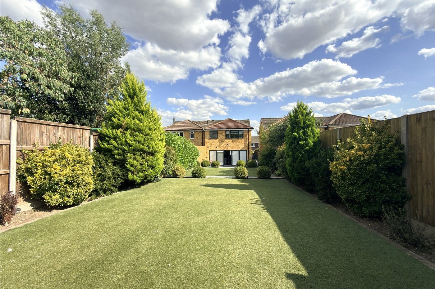 4 bedroom house for sale in Hextable | Robinson Jackson