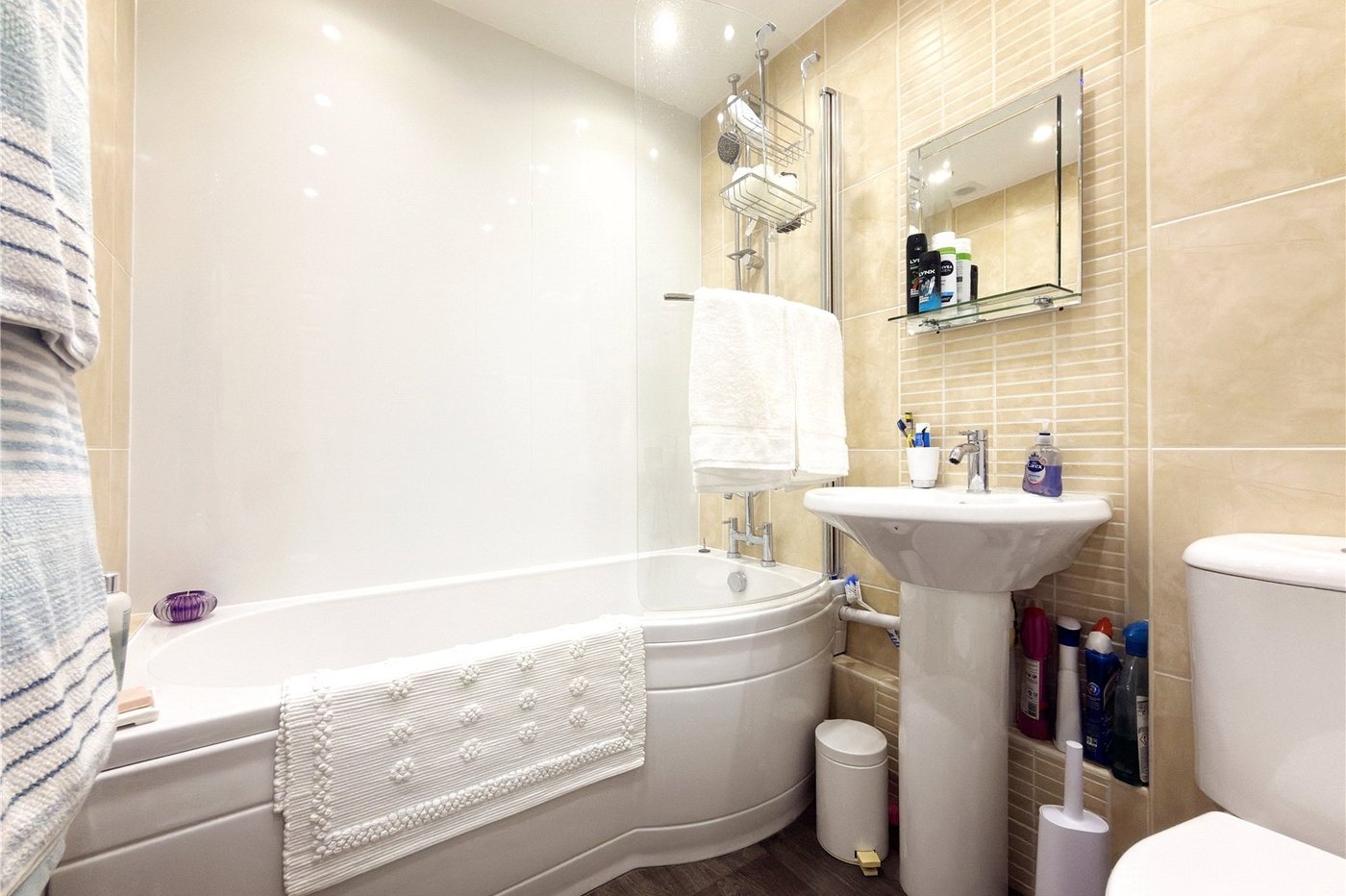 4 bedroom house for sale in Hextable | Robinson Jackson