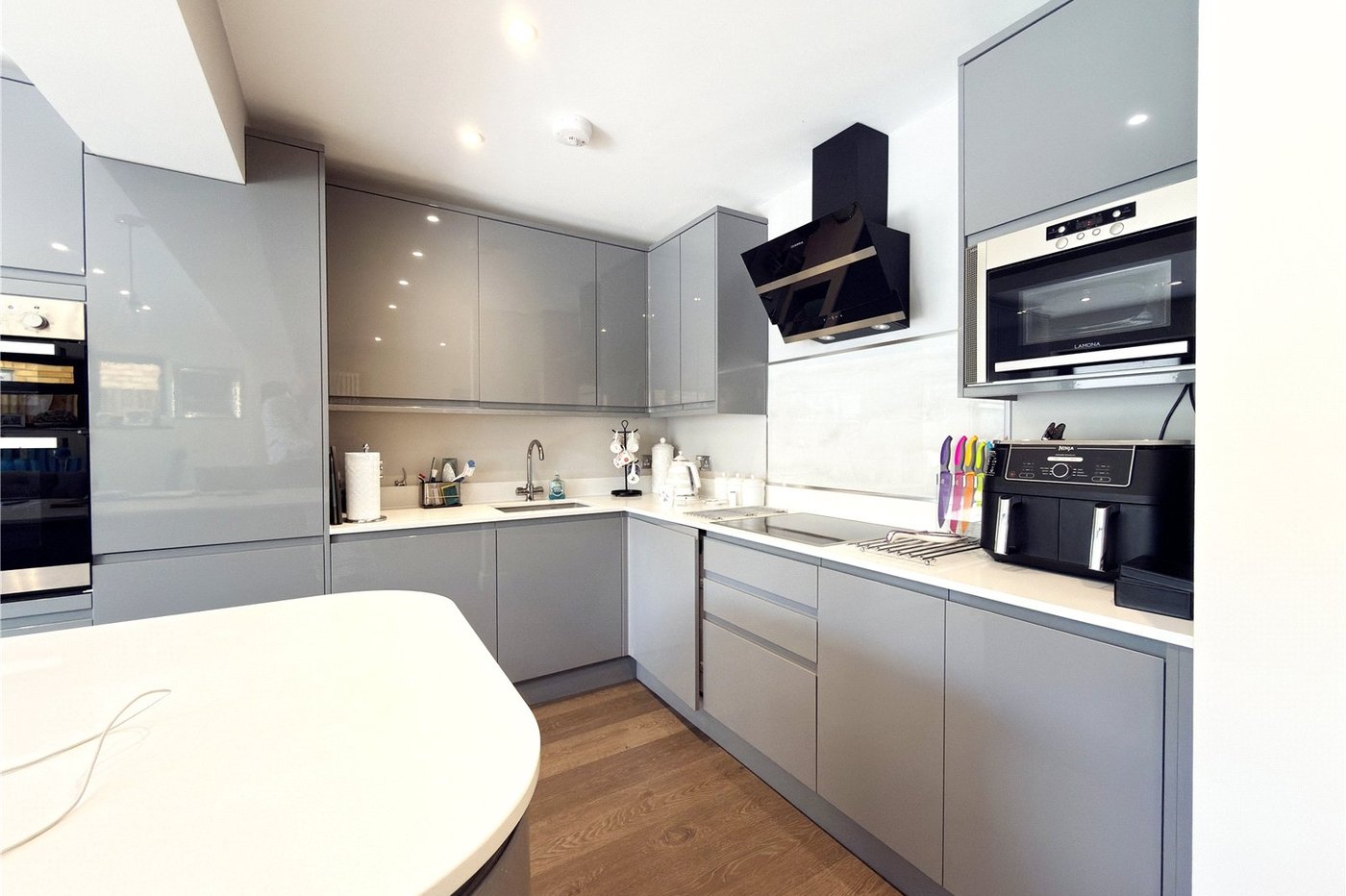 4 bedroom house for sale in Hextable | Robinson Jackson