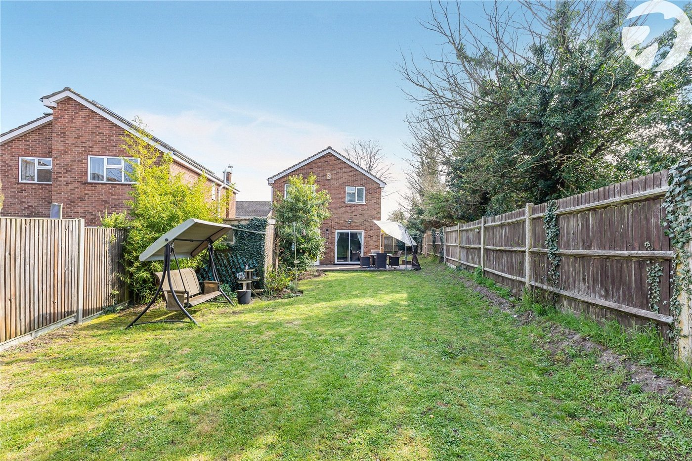 4 bedroom house for sale in Hextable | Robinson Jackson