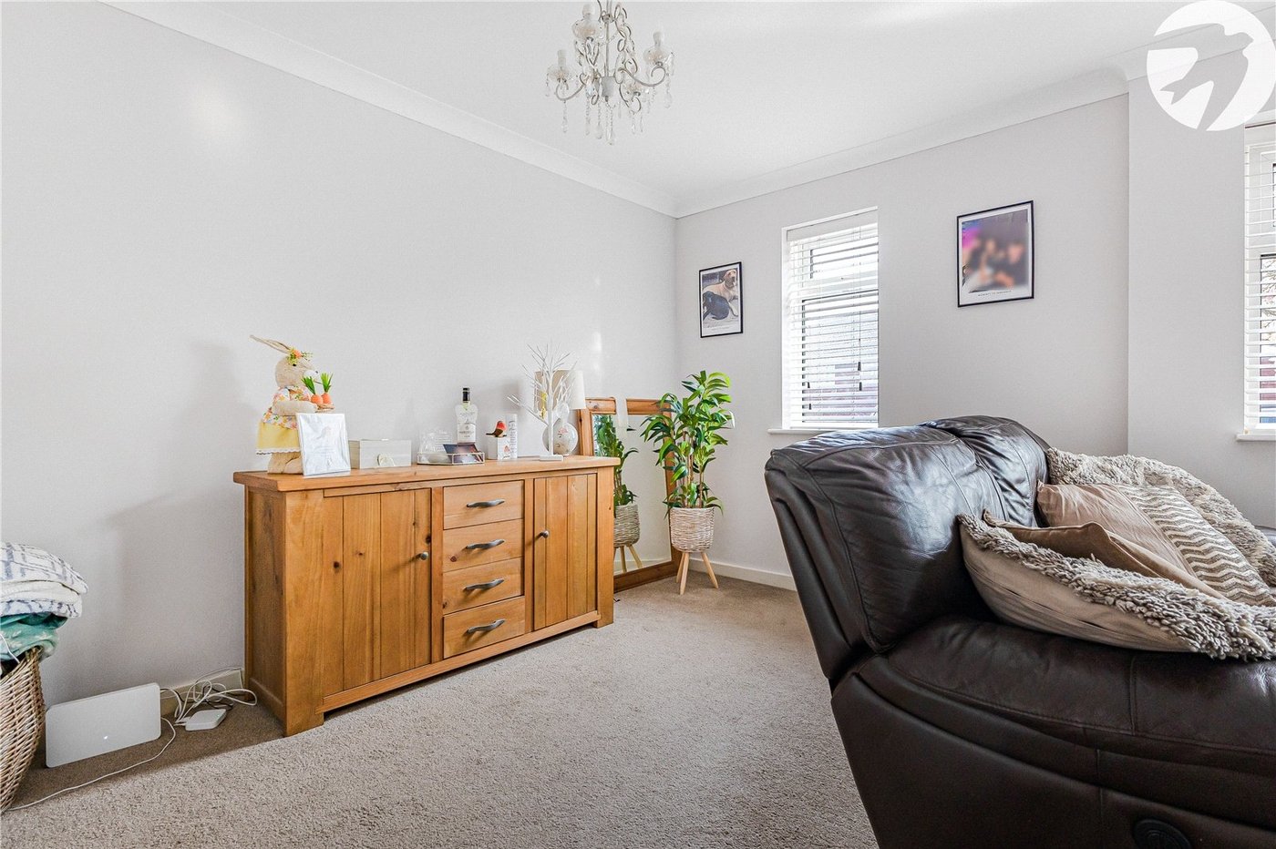 4 bedroom house for sale in Hextable | Robinson Jackson