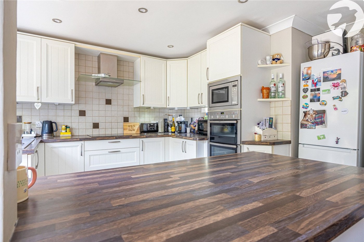 4 bedroom house for sale in Hextable | Robinson Jackson