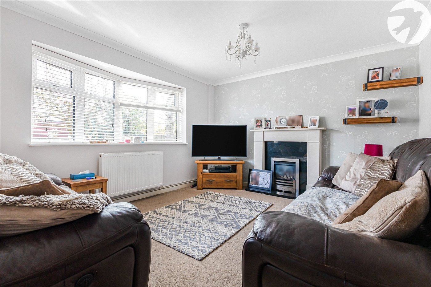4 bedroom house for sale in Hextable | Robinson Jackson