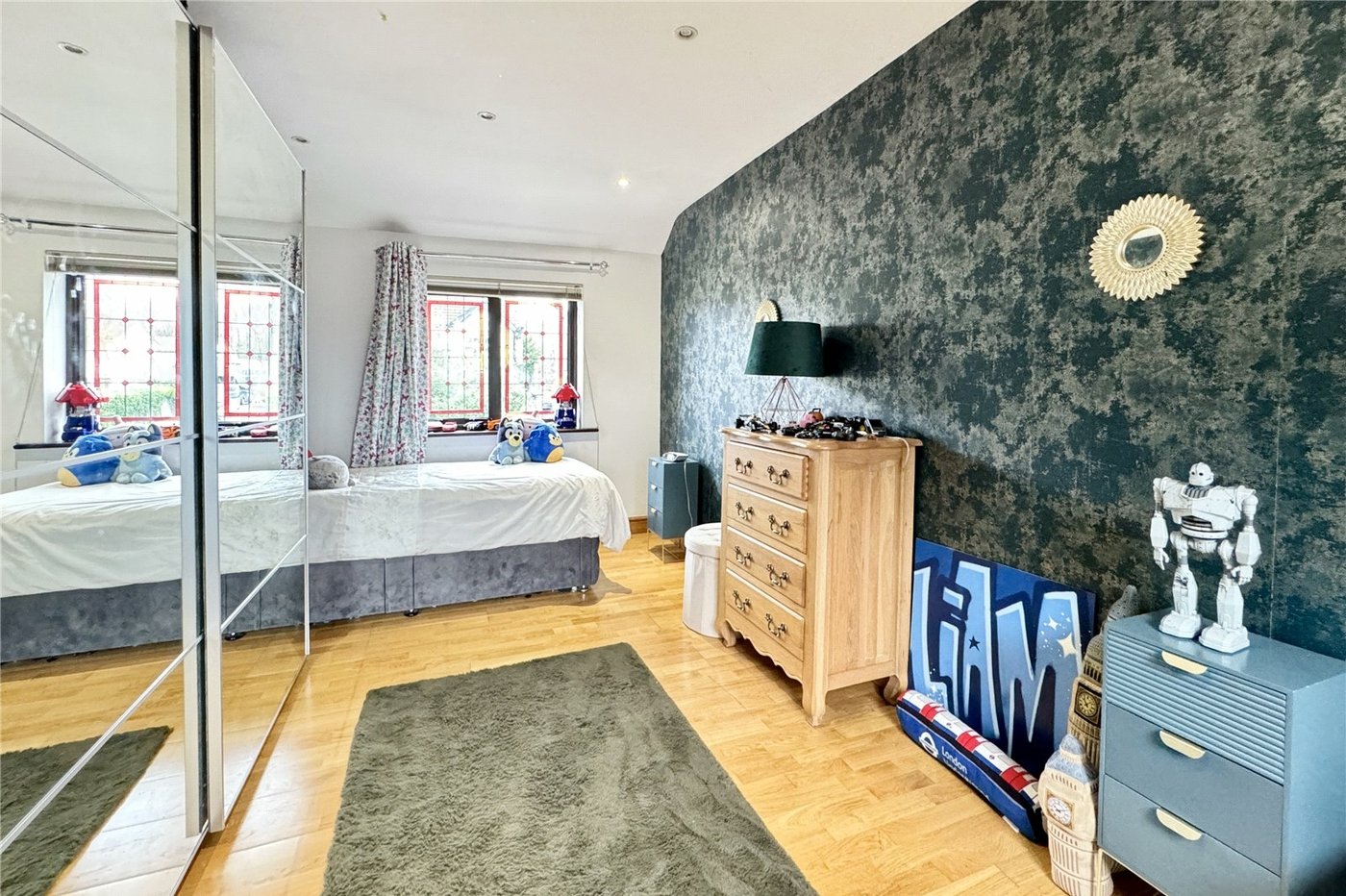 5 bedroom house for sale in Hextable | Robinson Jackson