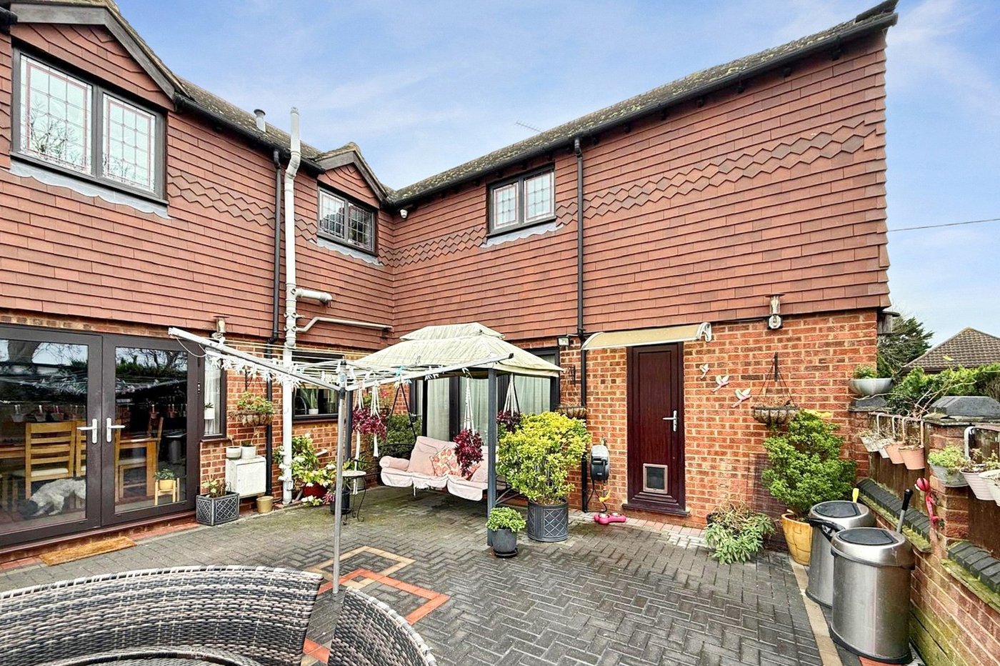 5 bedroom house for sale in Hextable | Robinson Jackson