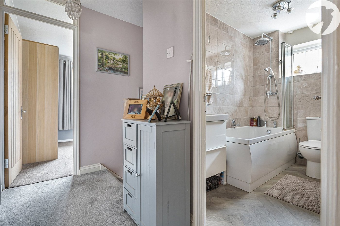 2 bedroom house for sale in Hextable | Robinson Jackson