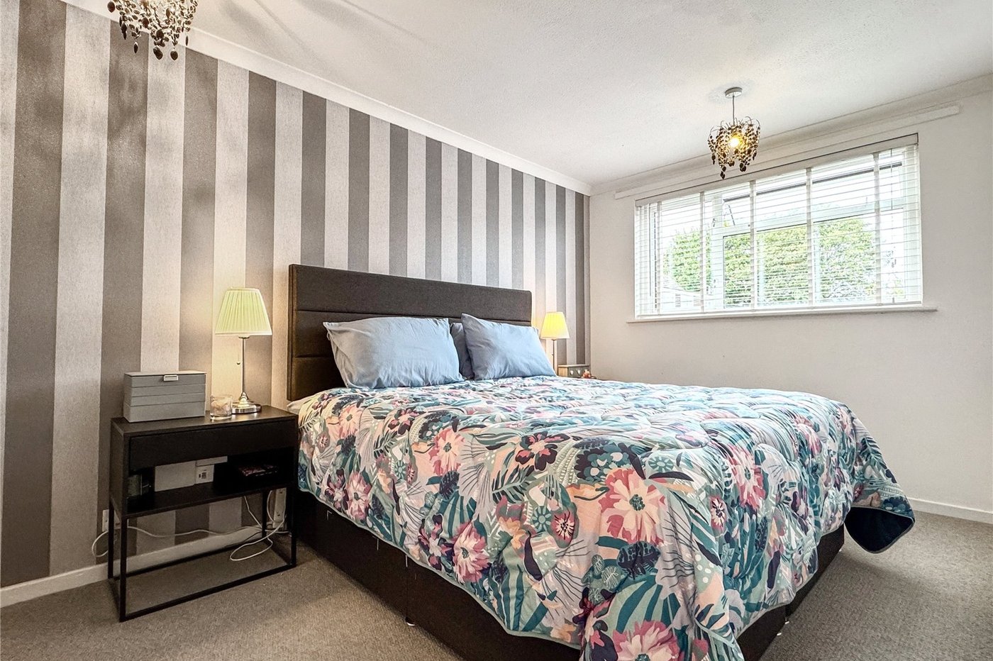 4 bedroom house for sale in Hextable | Robinson Jackson