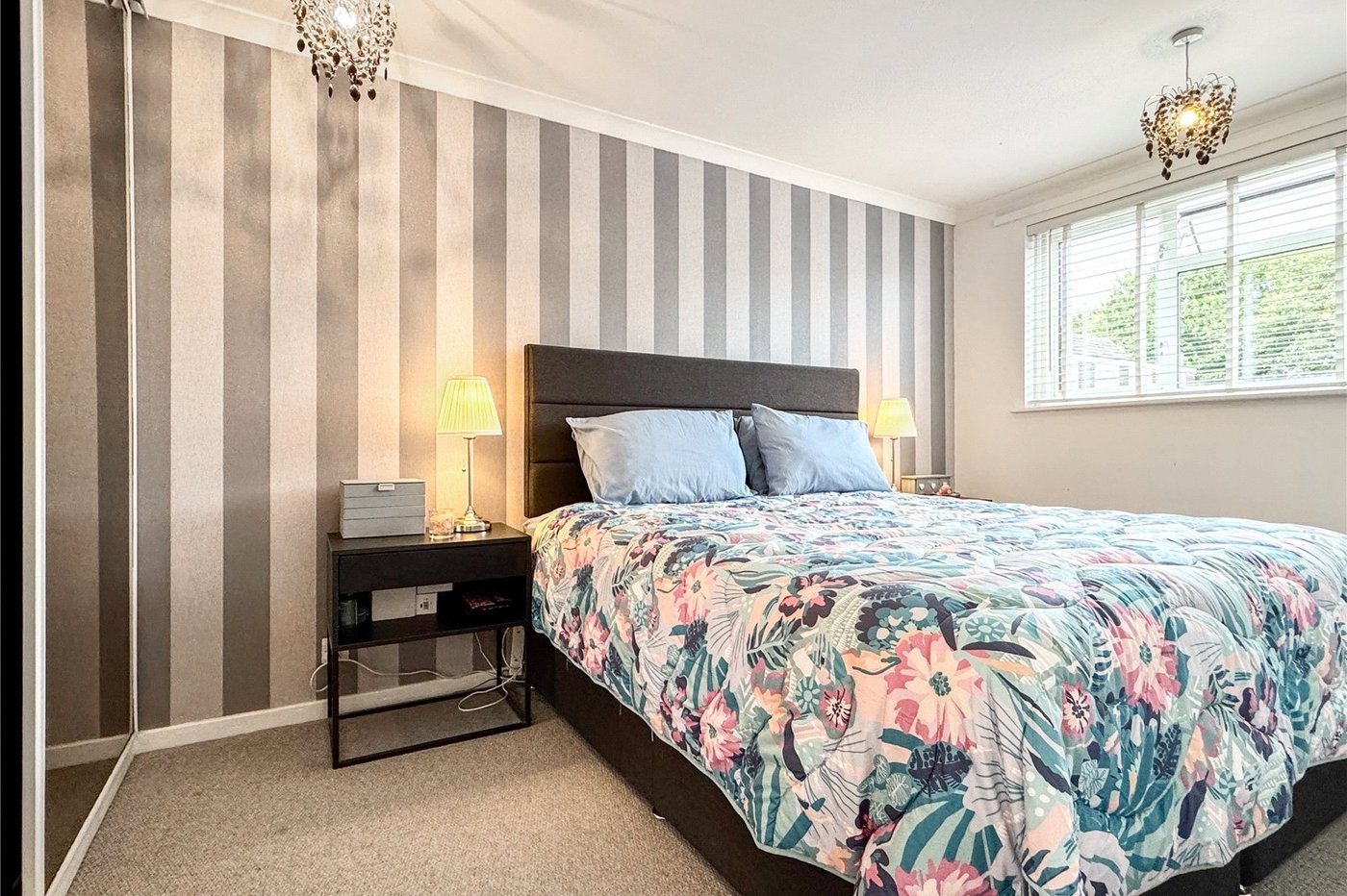 4 bedroom house for sale in Hextable | Robinson Jackson