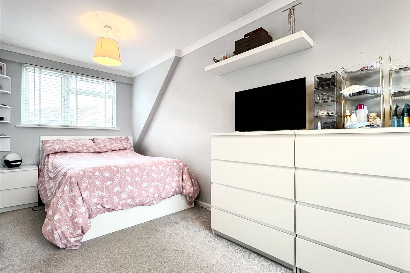 4 bedroom house for sale in Hextable | Robinson Jackson