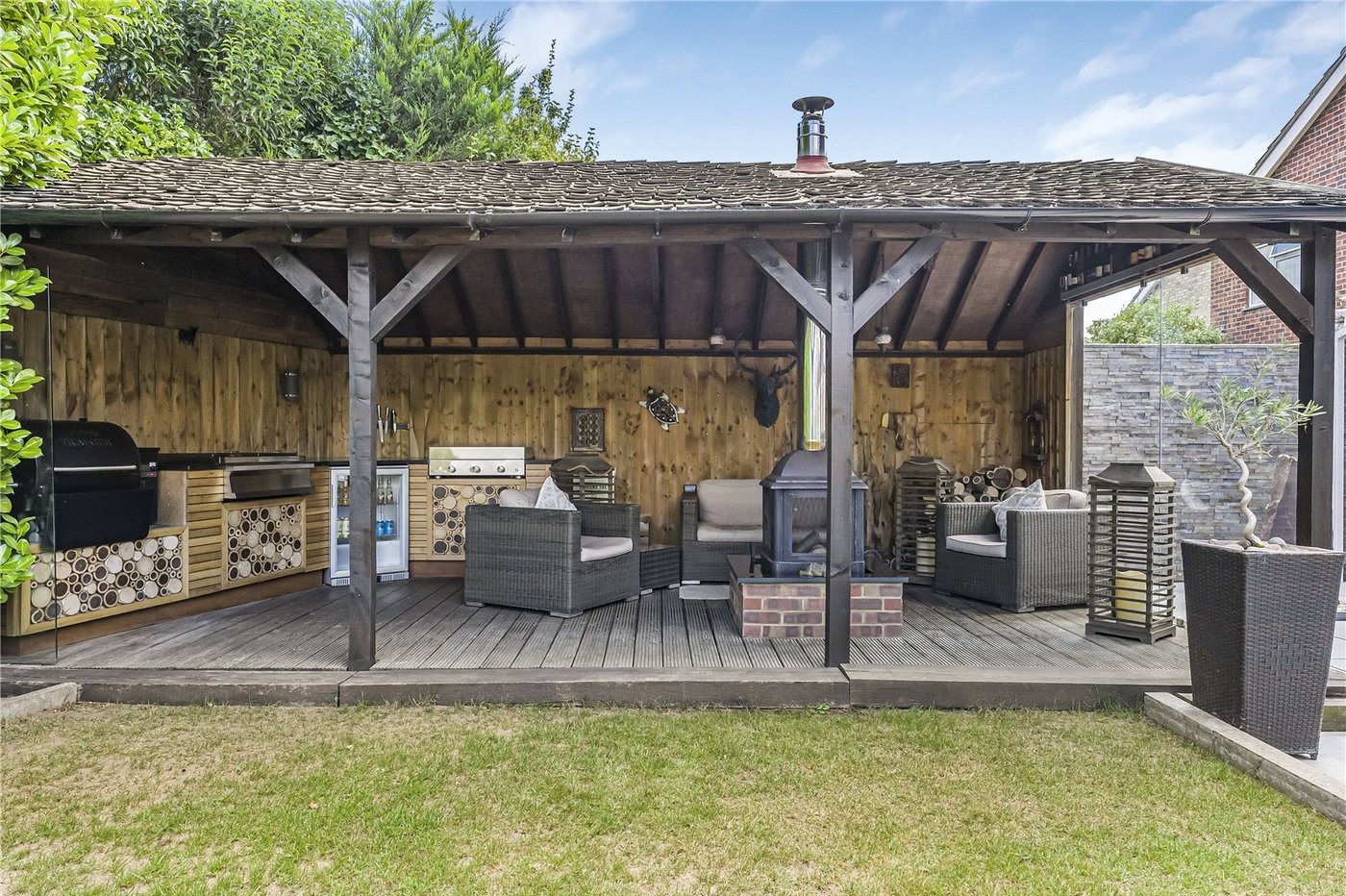 4 bedroom house for sale in Hextable | Robinson Jackson