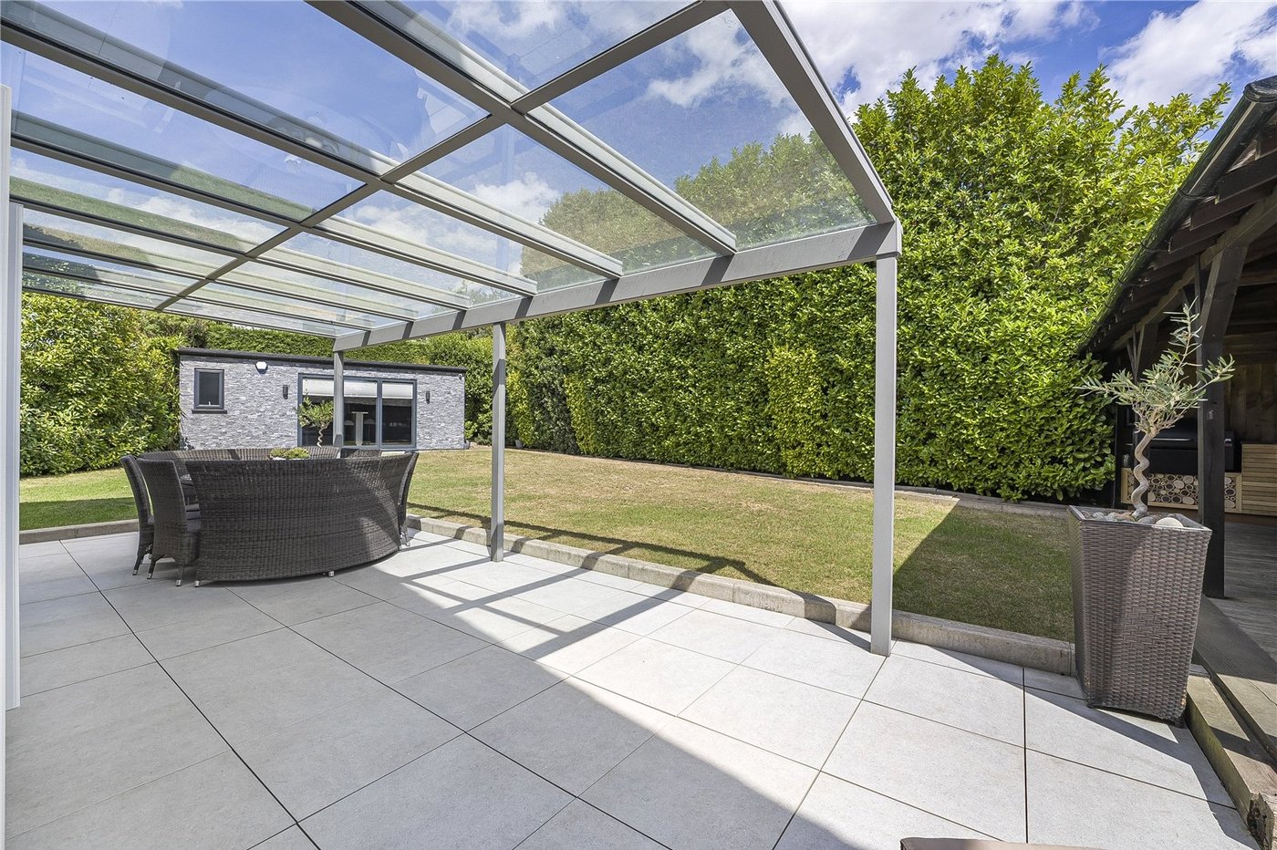4 bedroom house for sale in Hextable | Robinson Jackson