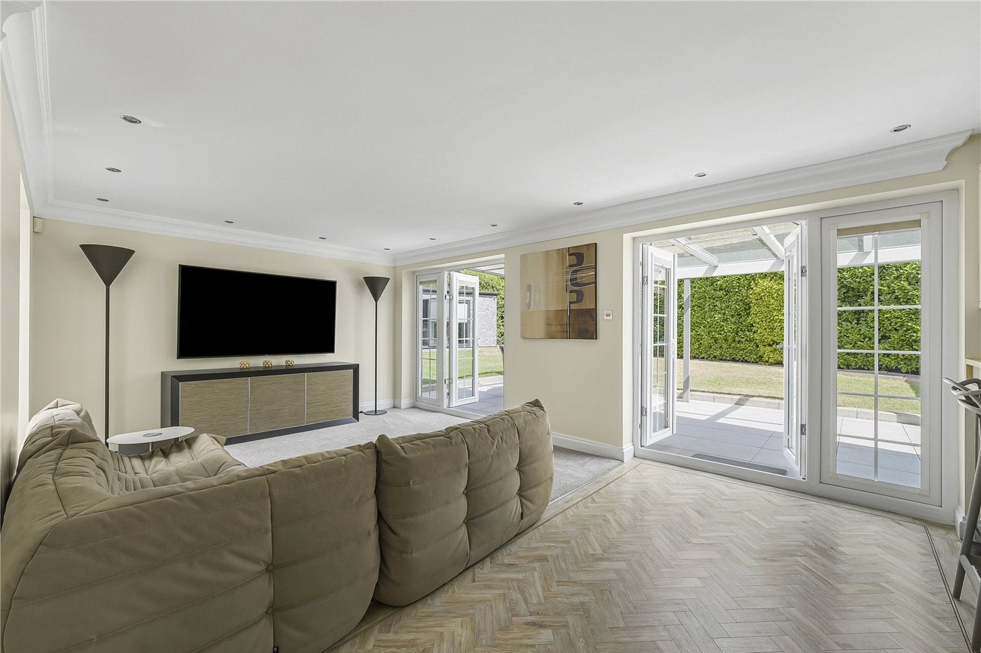 4 bedroom house for sale in Hextable | Robinson Jackson