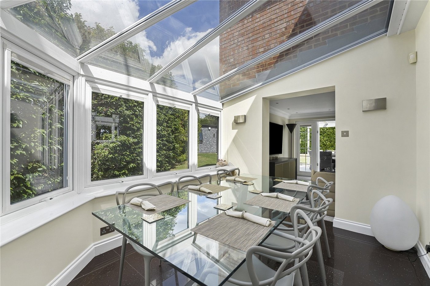 4 bedroom house for sale in Hextable | Robinson Jackson