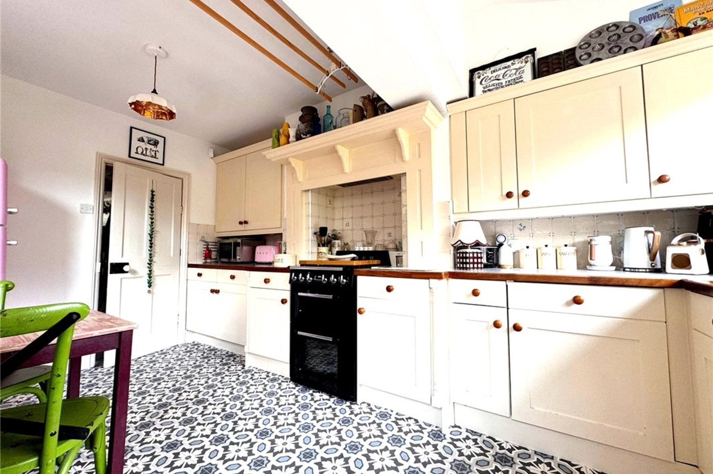 3 bedroom house for sale in Bromley | Robinson Jackson