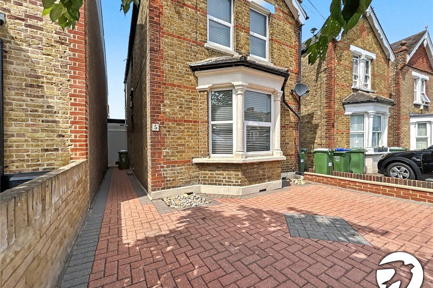 2 bedroom house for sale in Sidcup | Robinson Jackson
