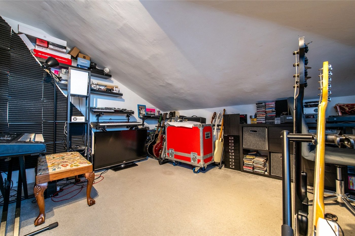 4 bedroom house for sale in Gravesend | Robinson Michael & Jackson