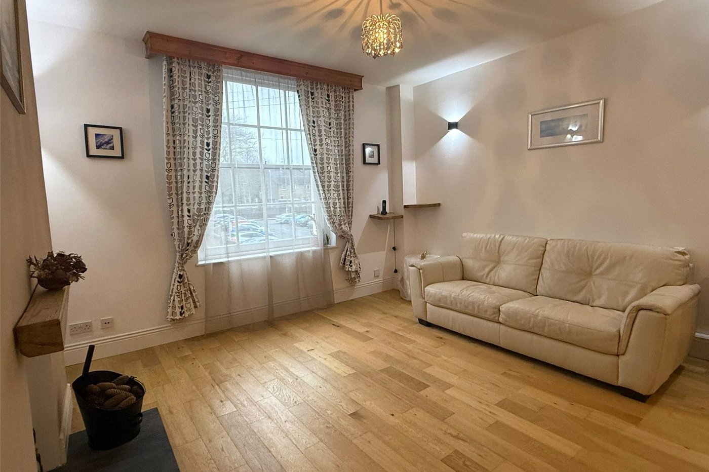 1 bedroom property for sale in 88 West Street | Robinson Michael & Jackson