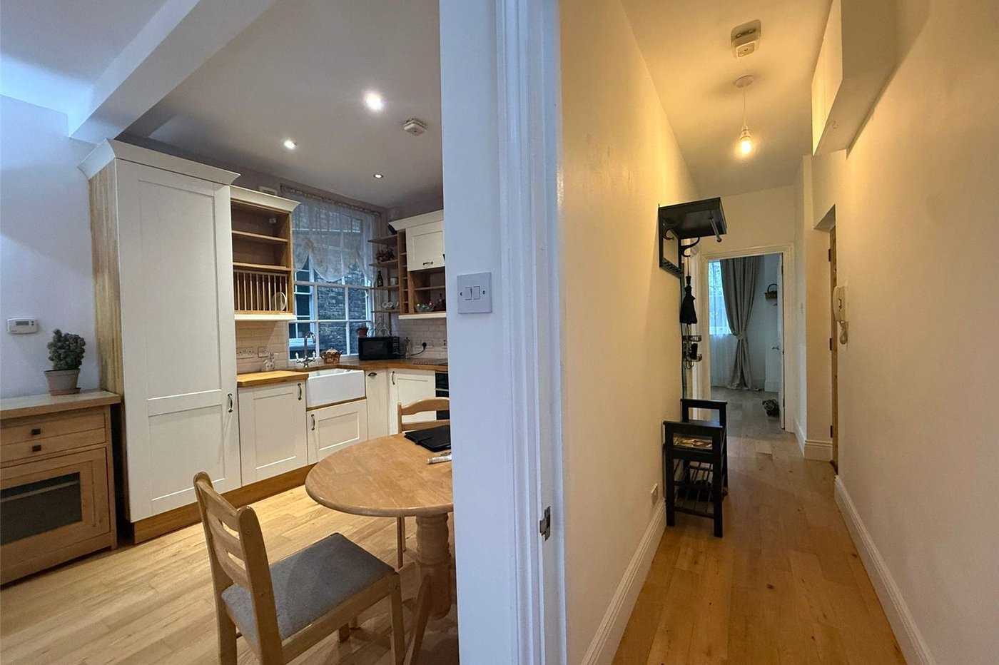 1 bedroom property for sale in 88 West Street | Robinson Michael & Jackson