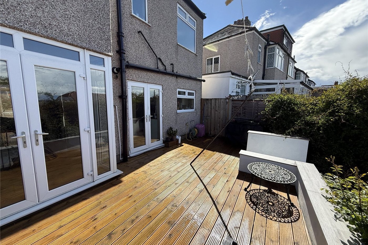 4 bedroom house for sale in London | Robinson Jackson
