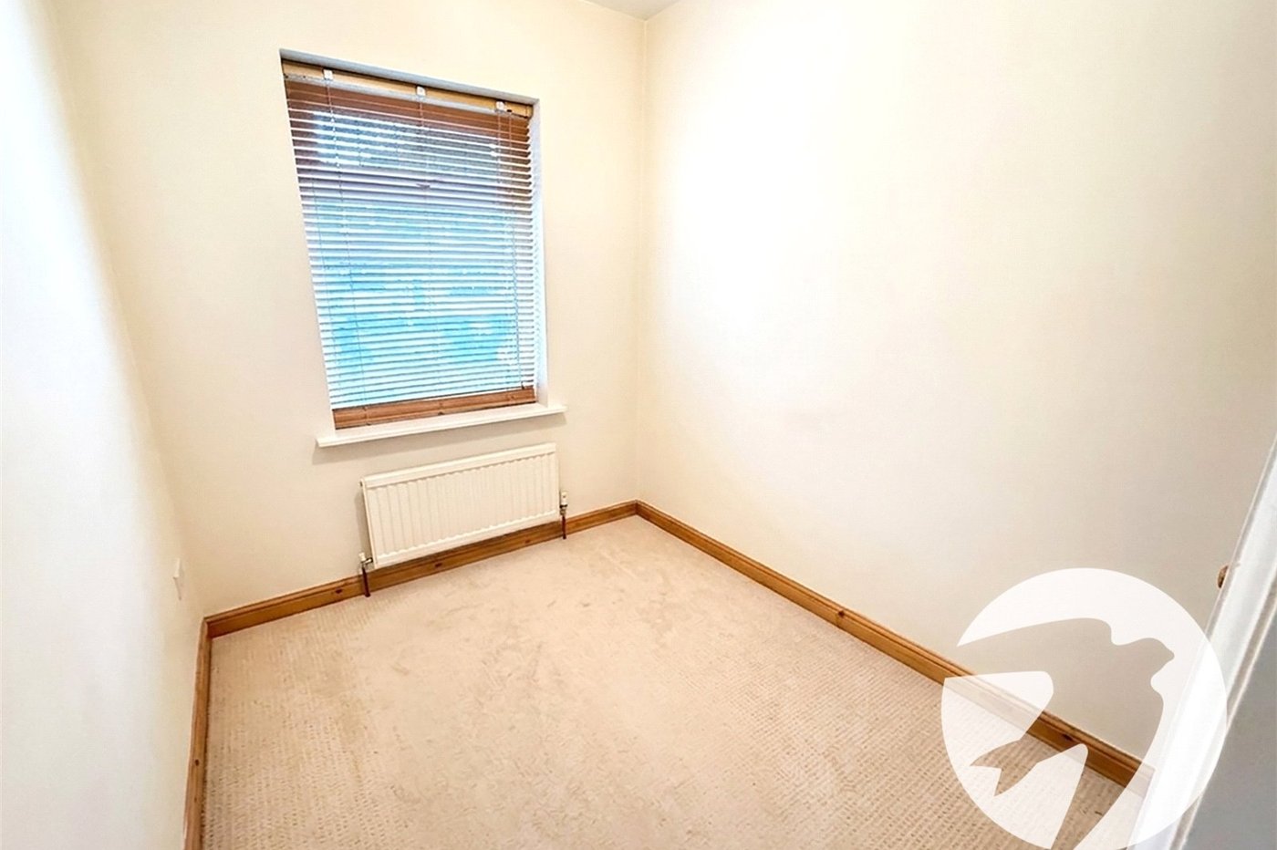 4 bedroom house for sale in London | Robinson Jackson