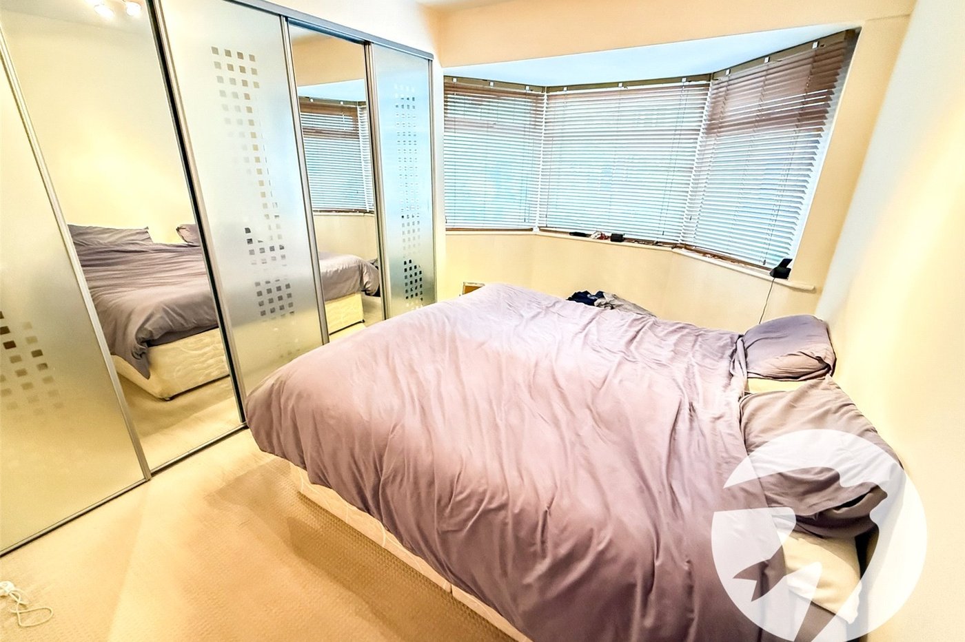 4 bedroom house for sale in London | Robinson Jackson