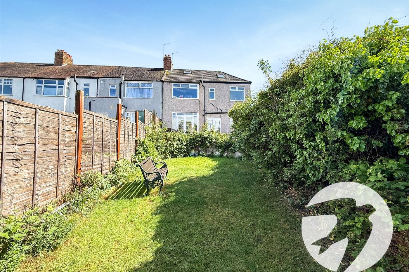 4 bedroom house for sale in London | Robinson Jackson
