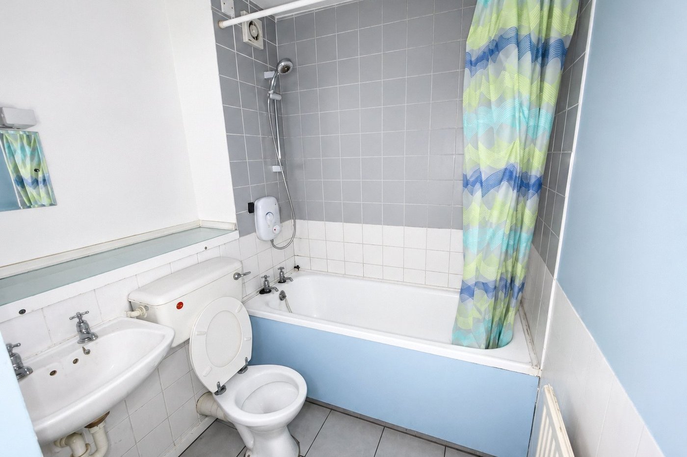 2 bedroom property for sale in Shooters Hill | Robinson Jackson