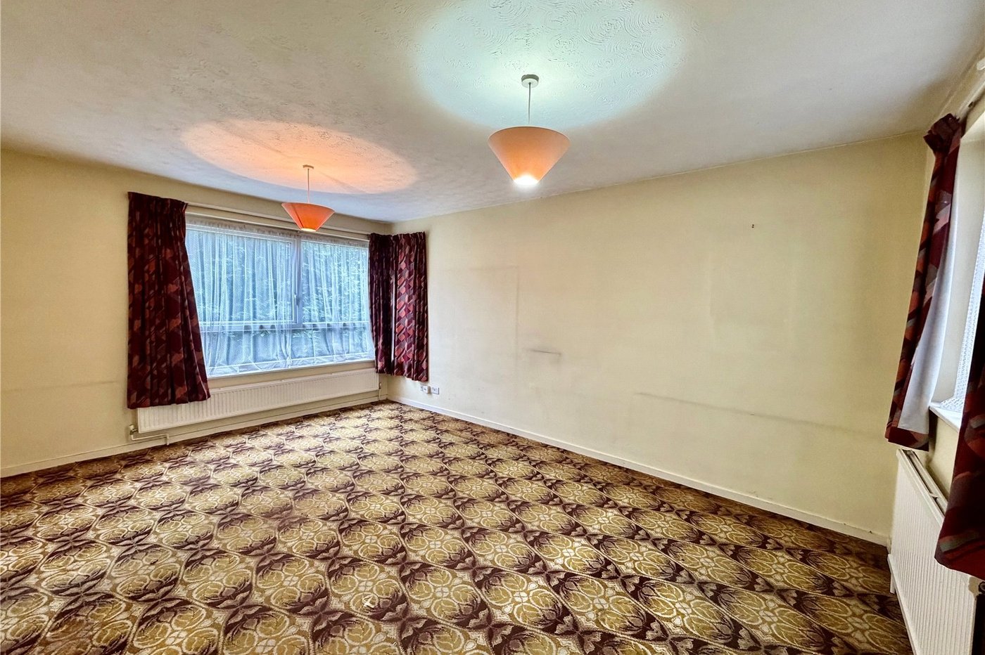 2 bedroom property for sale in Shooters Hill | Robinson Jackson